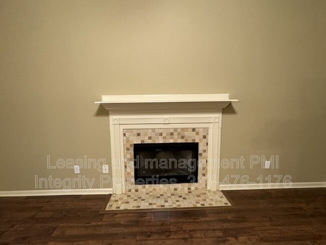 Building Photo - 109 Sugarcreek Dr