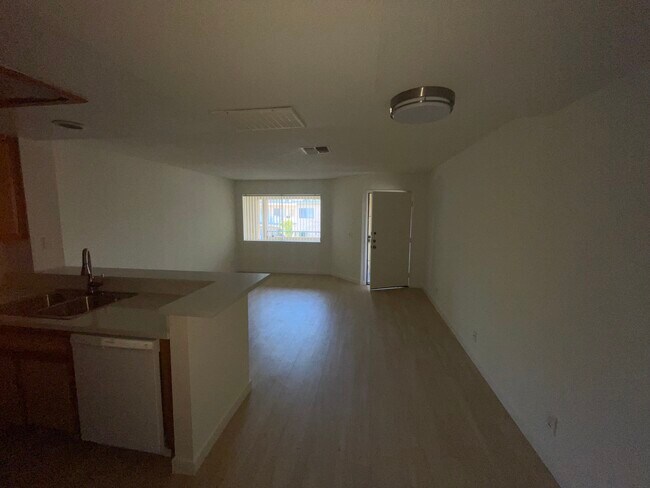 Building Photo - 11707 Otsego St