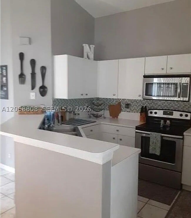Building Photo - 1218 Canary Island Dr