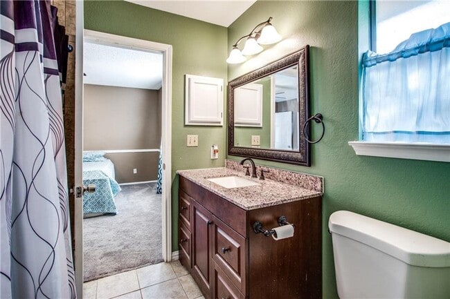 Building Photo - Beautiful Three Bedroom Home in Fort Worth!