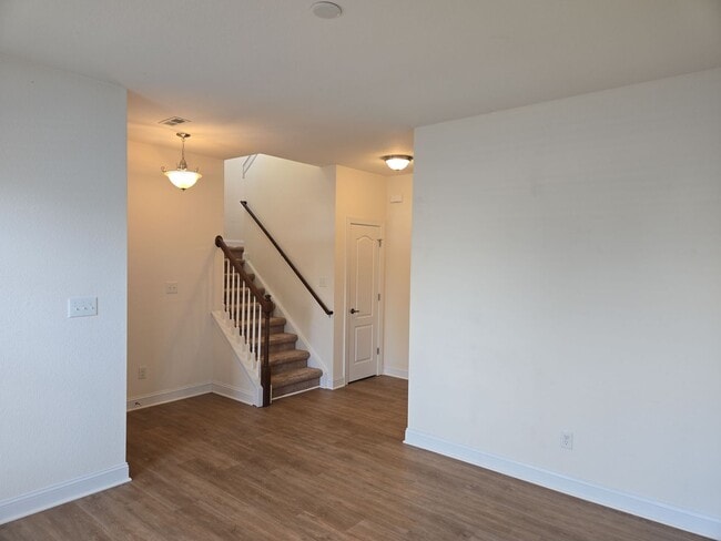 Building Photo - Virginia Beach living at its BEST!