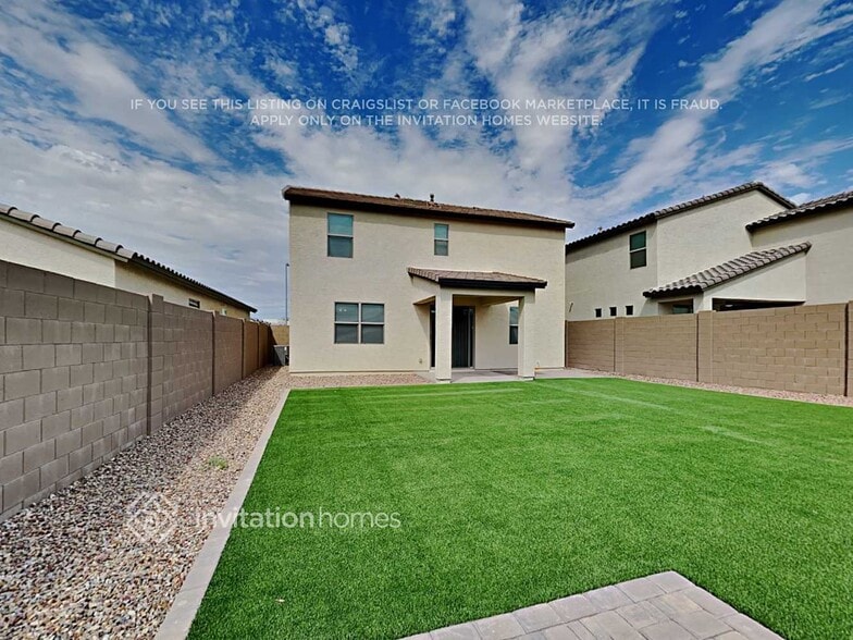 Building Photo - 5735 W Illini St