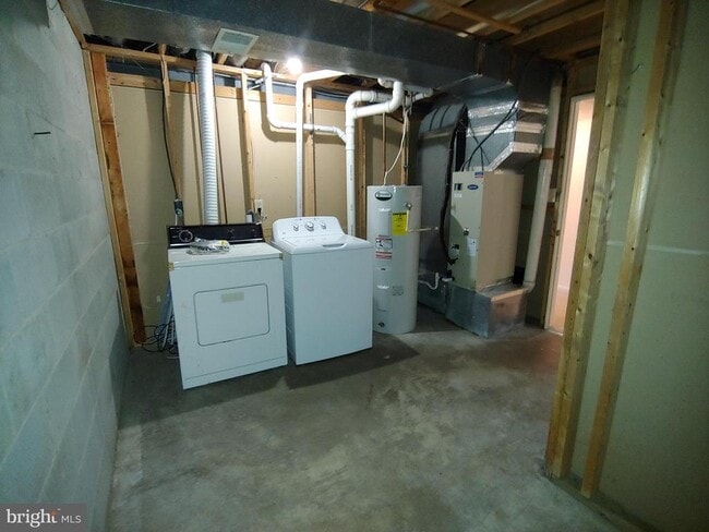 Building Photo - 2134 Commissary Cir