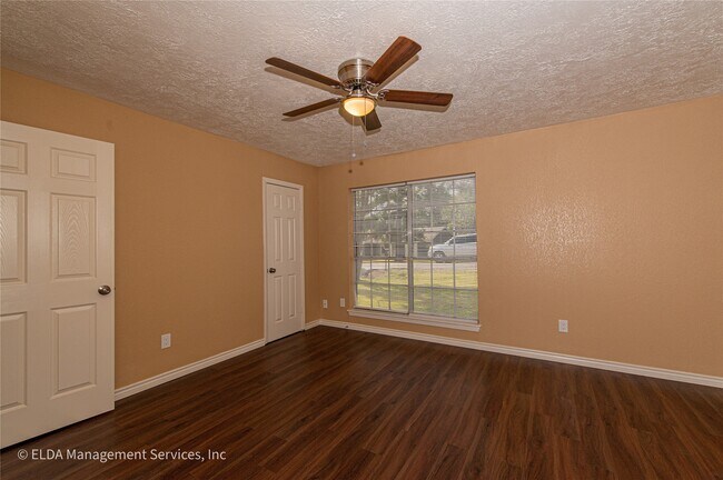 Building Photo - 12834 Timothy Dr