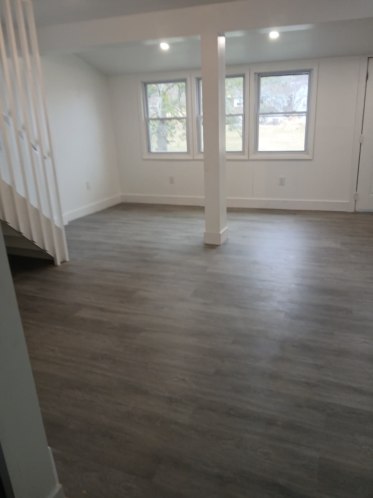 Building Photo - 110 Tuthill Rd