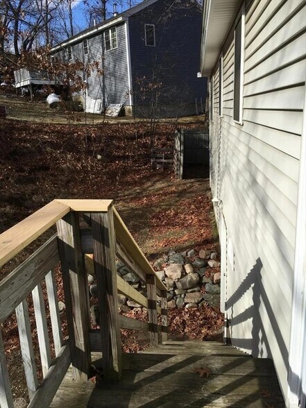 Building Photo - 41 Blueberry Hill Rd