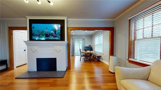 Building Photo - 18 Philip St