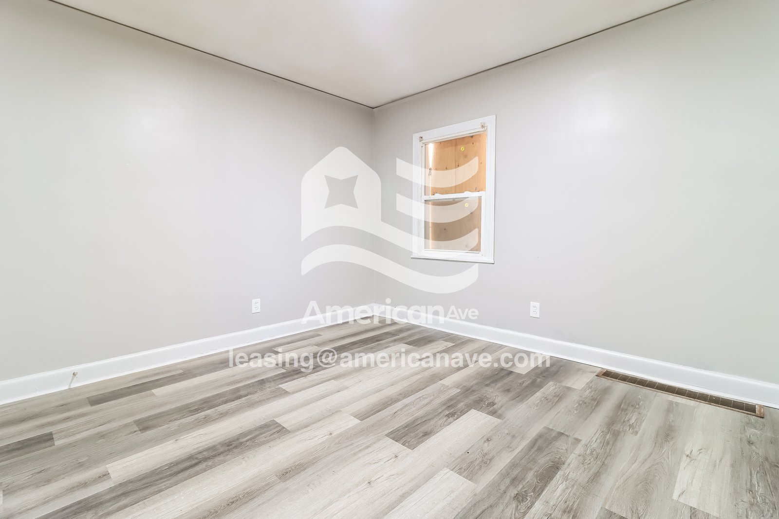 Building Photo - 4604 Bedford St