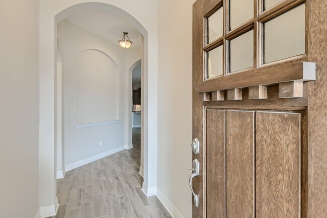 Building Photo - 764 Bonnet Blvd