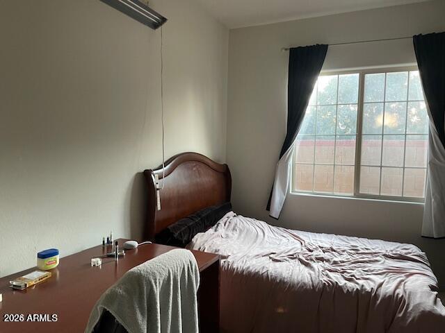 Building Photo - 1911 E Horseshoe Dr