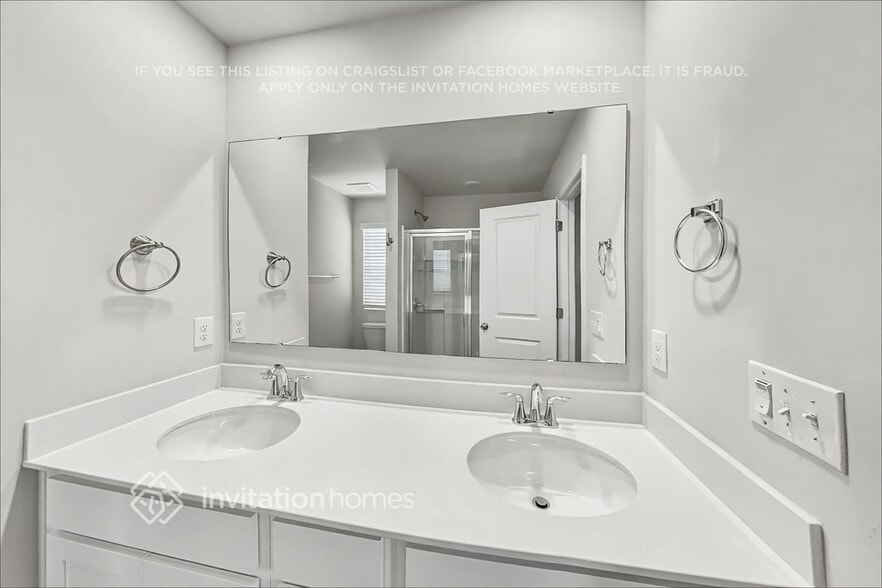 Building Photo - 1106 Woodhouse Dr
