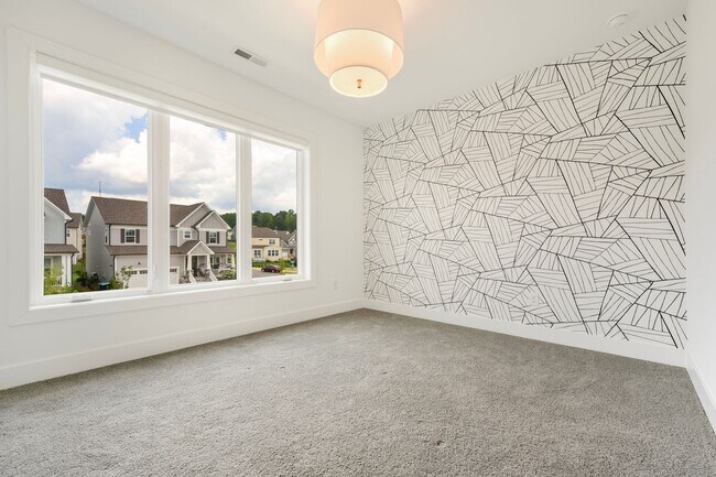 Building Photo - Modern 4 Bedroom and Fenced Yard in Chatham Park Pittsboro!
