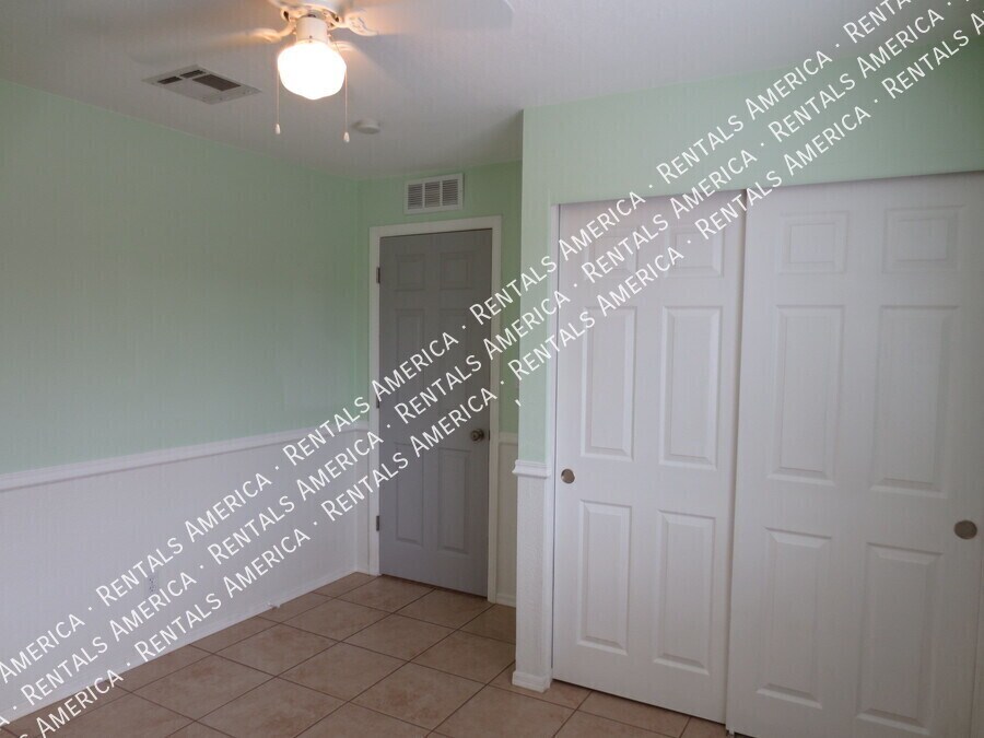 Building Photo - 13410 N 41st Pl