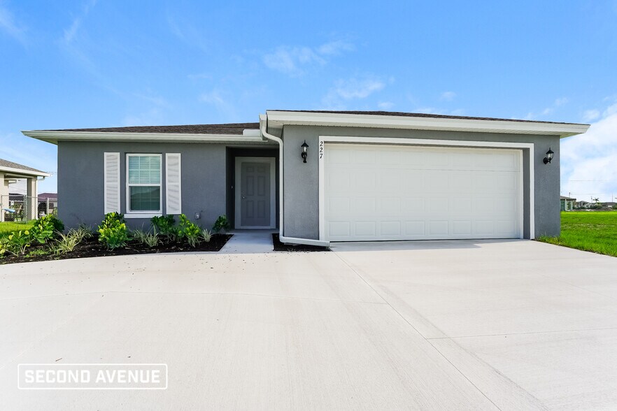 Building Photo - 227 Tropicana Parkway W