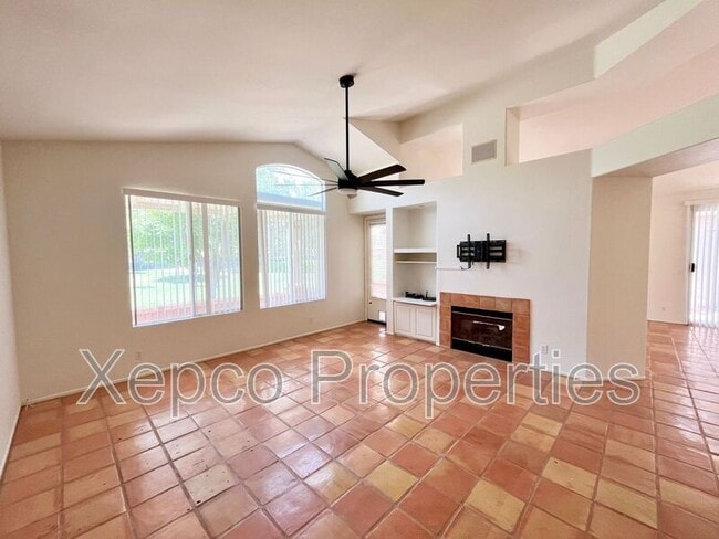 Building Photo - 42451 Saladin Dr