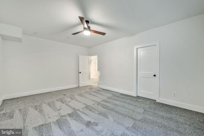 Building Photo - 8179 Bodkin Ave
