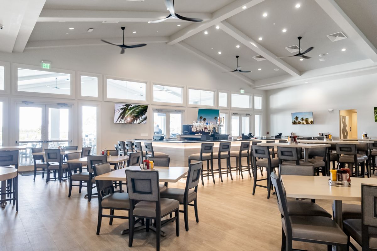 Building Photo - 5030 Saratoga Springs Run