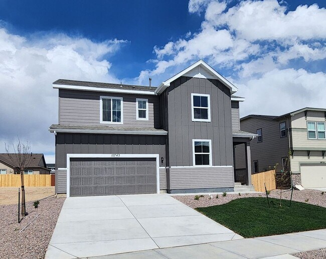 Primary Photo - **MOVE IN SPECIAL** $1000 OFF 1st MONTH'S ...
