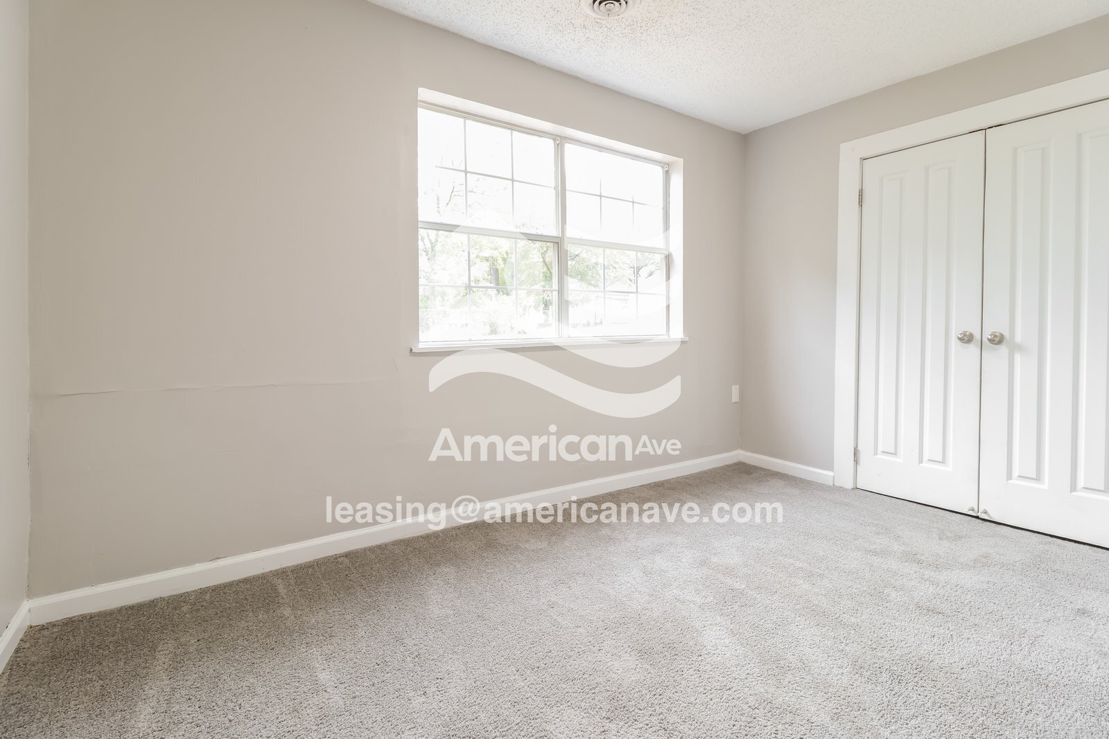 Building Photo - 1216 W 41st St