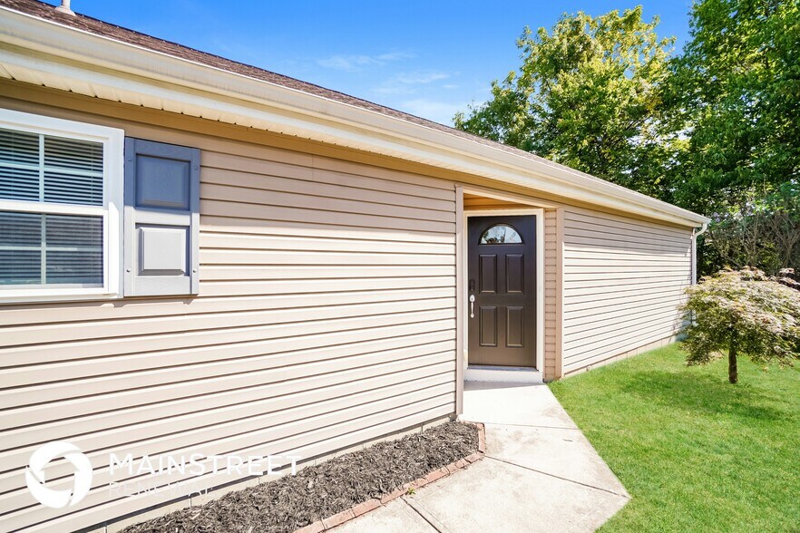 Building Photo - 6817 Riding Trail Dr