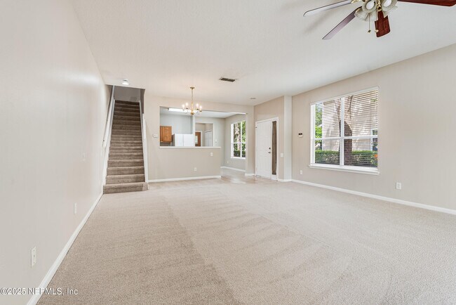 Building Photo - 7990 Baymeadows Cir E