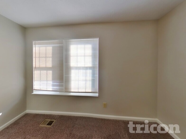 Building Photo - 6230 Joshua Tree Pl