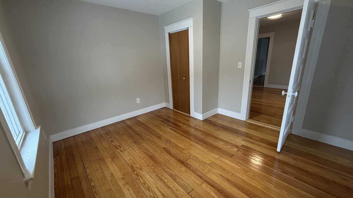 Building Photo - 108 Parsons St