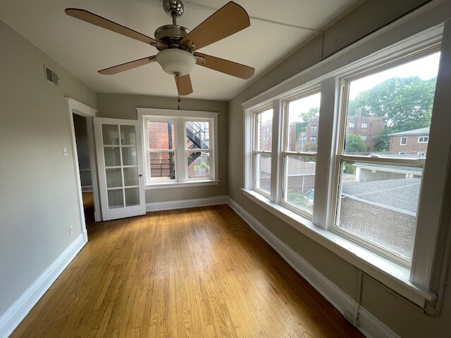 Building Photo - 6310 Northwood Ave