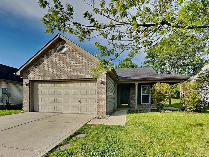 Primary Photo - 703 Muirfield Dr