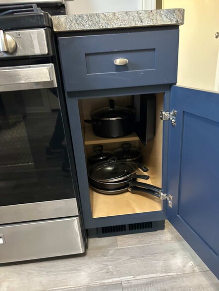 Building Photo - 55 Parkside Ave