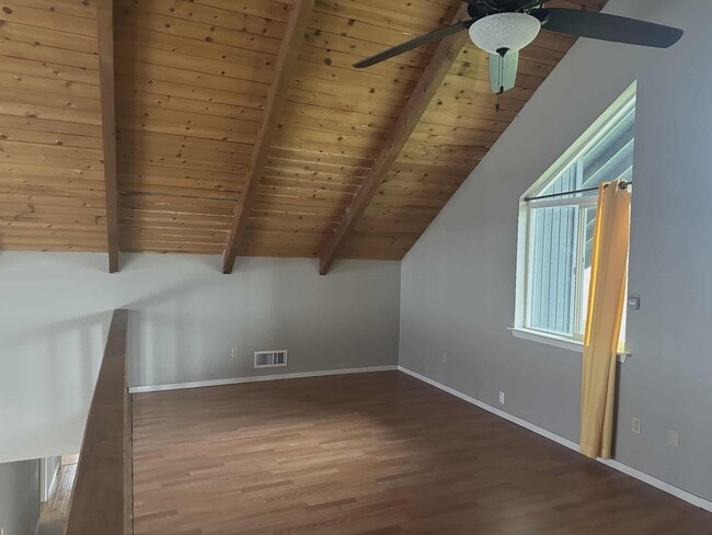 Building Photo - 29633 Meadow Ln