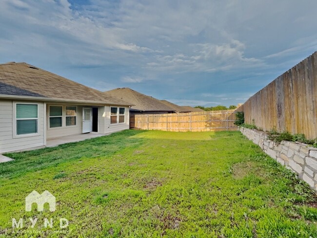 Building Photo - 15117 Siberian Elm Ln