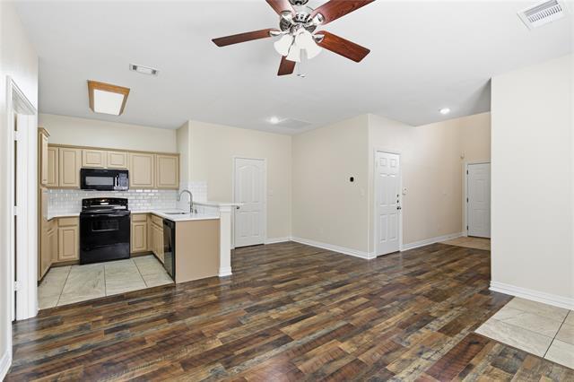 Building Photo - 609 E McGee St