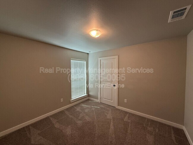 Building Photo - 7420 35th St