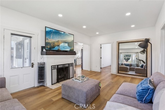 Building Photo - 230 S B St