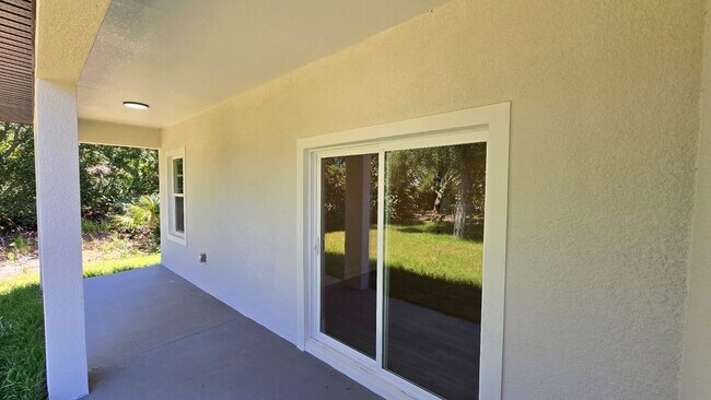 Building Photo - 2966 Pomello Ave SW