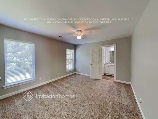 Building Photo - 6008 Lowergate Dr