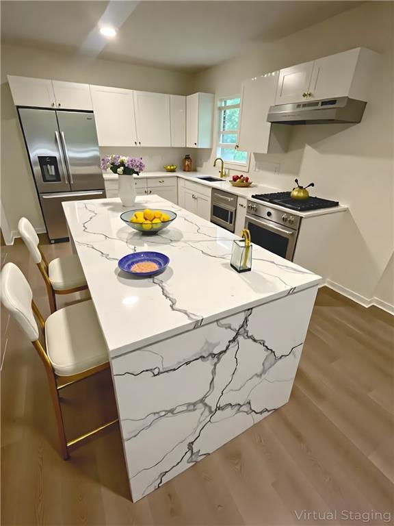 Building Photo - 418 E Northwoods Dr