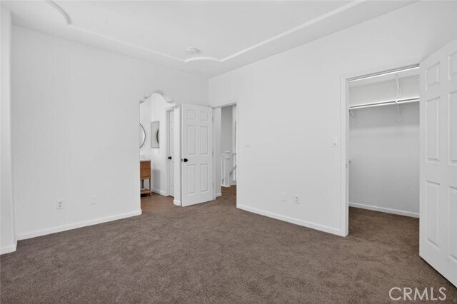 Building Photo - 423 Rian Noelle Ct