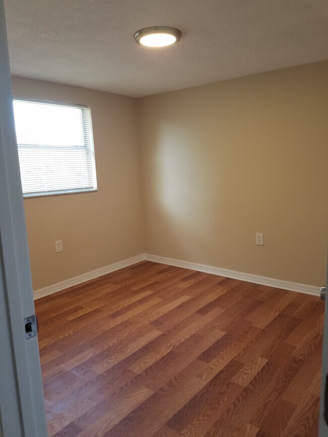 Building Photo - 3443 Elkridge Dr