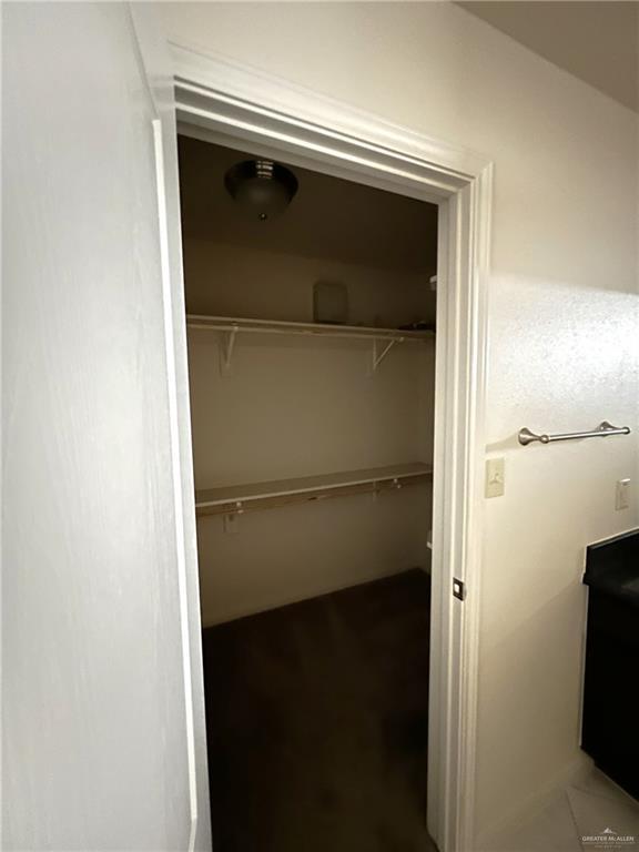 Building Photo - 17 Ruidoso Pl