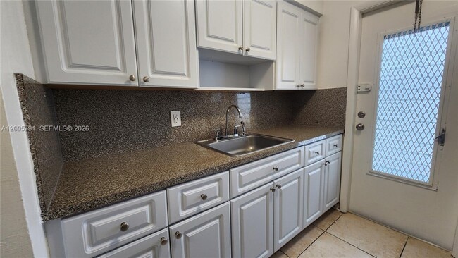 Building Photo - 1231 Pennsylvania Ave