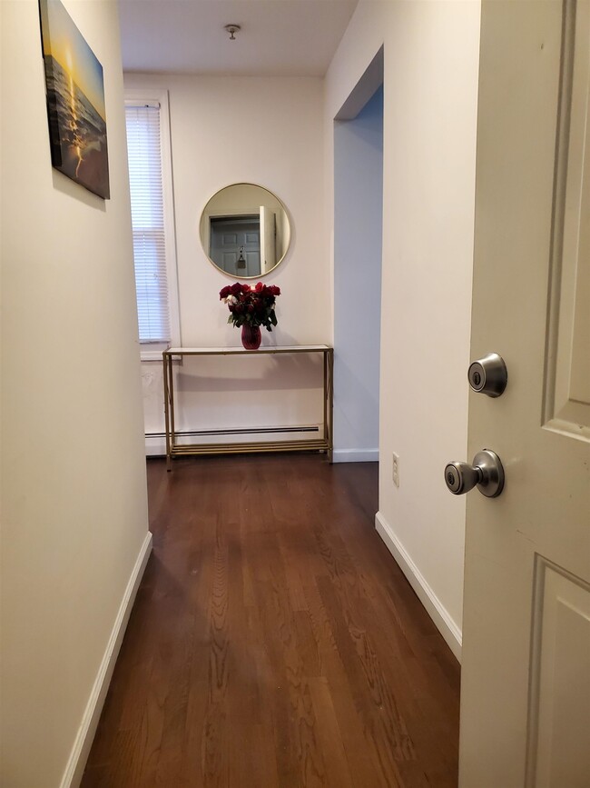 Building Photo - 128 Prospect Ave