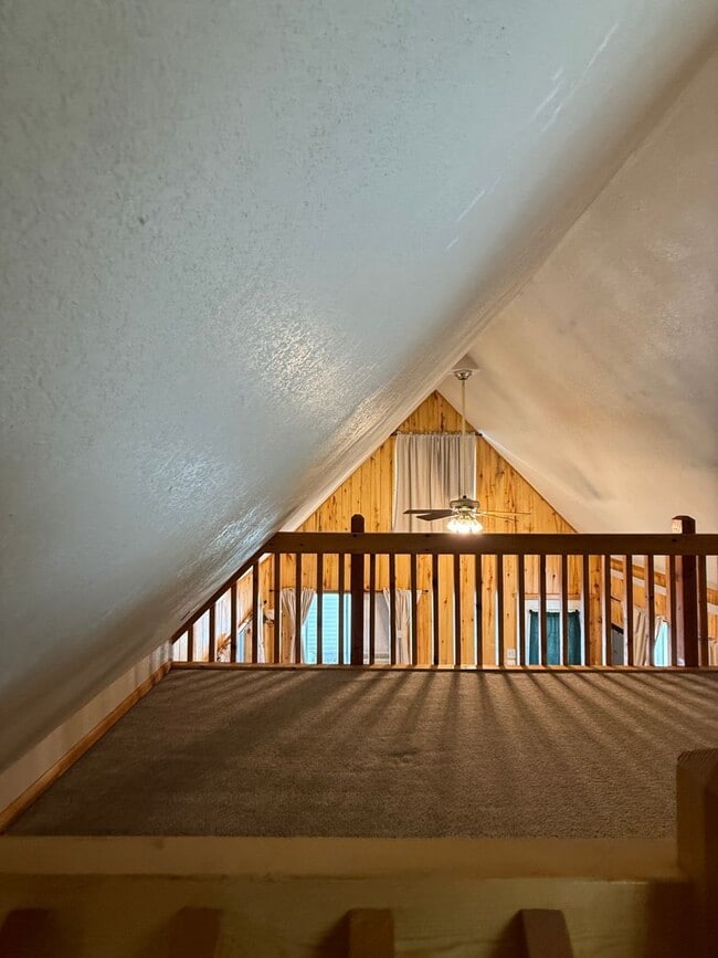 Building Photo - Cozy Guest House in Semi-Rural Location w/...