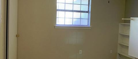 Building Photo - 217 Del Rio Dr