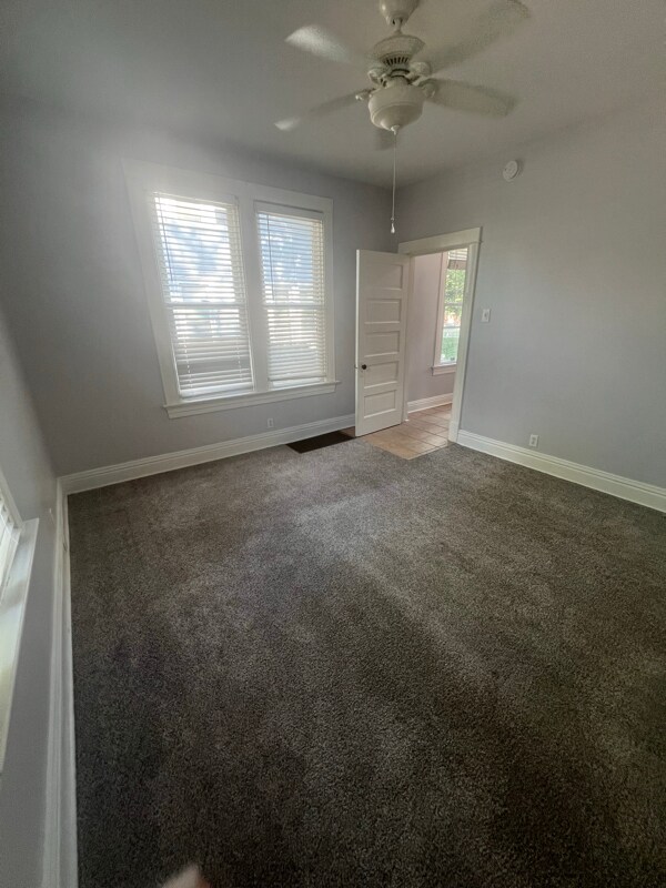 Building Photo - 807 Kingshighway St