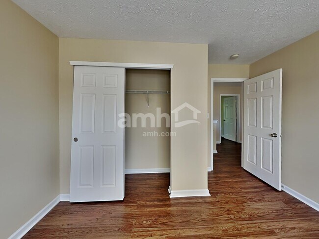 Building Photo - 12024 Seahawks Ln