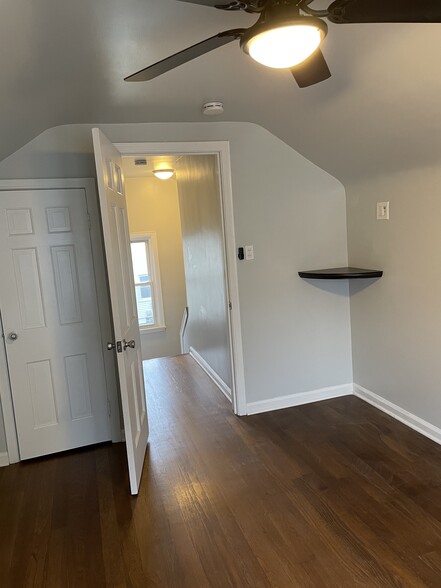 Building Photo - 3620 Monroe St