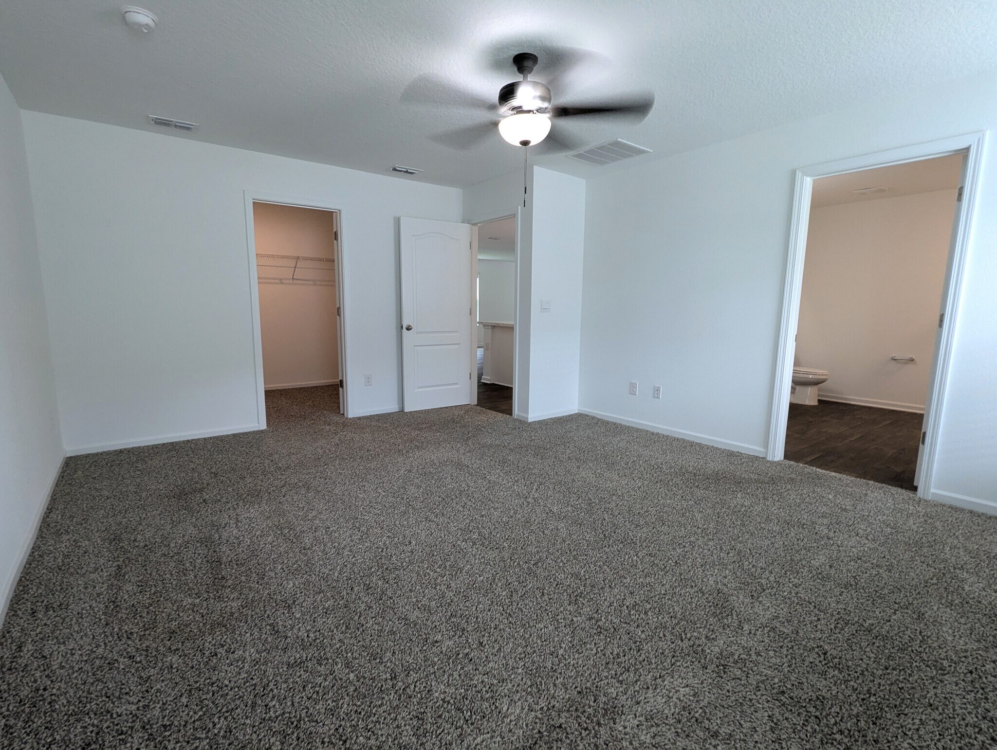 Building Photo - 137 Encanto Way