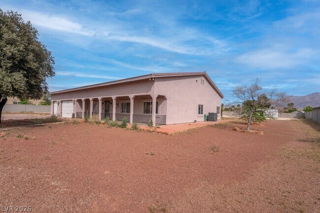 Building Photo - 4880 Dorrell Ln